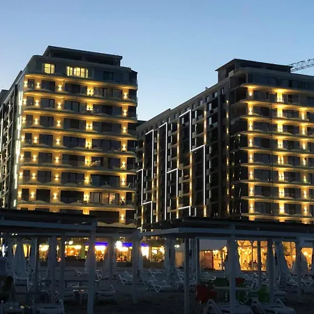 Maria Ziana Mamaia Nord In Complexul Building Stefan Năvodari