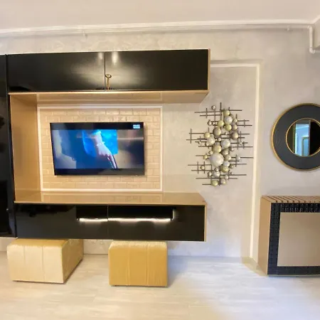 Maria Ziana Mamaia Nord In Complexul Building Stefan Năvodari